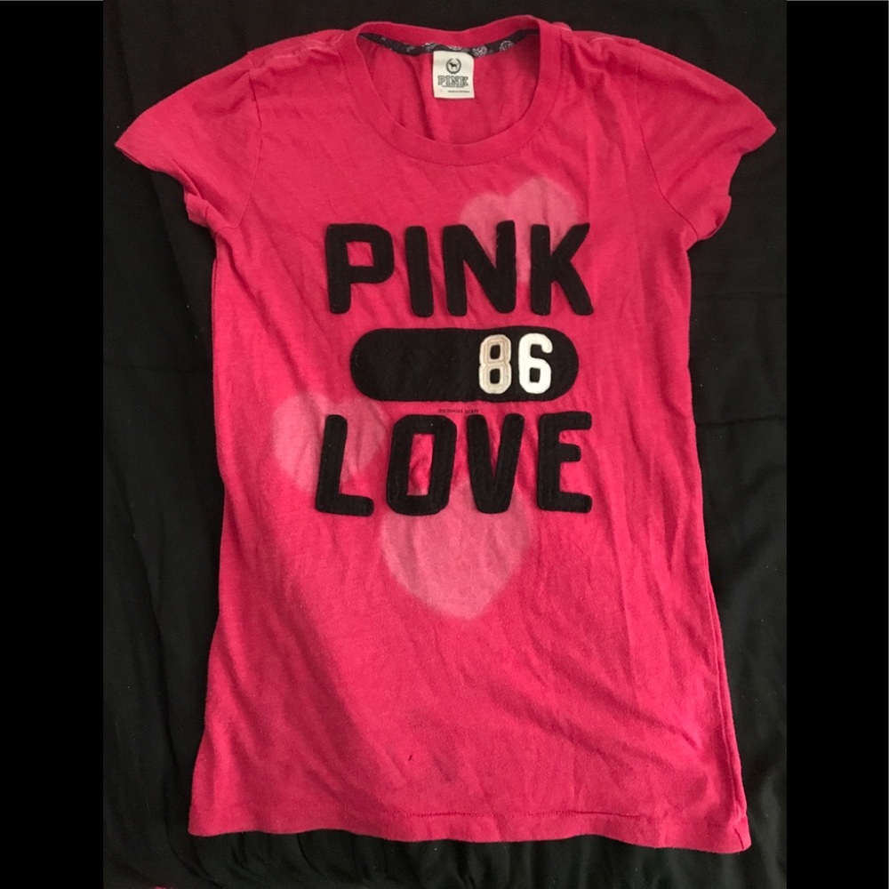 Pink tee shirt